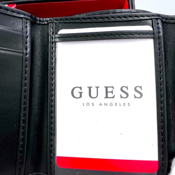 ⭐️GUESS💯 BLACK TRI FOLD MENS BLACK WALLET, GUESS LOGO INDENTED - Picture 5 of 15